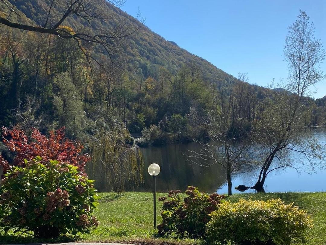 L'Angolino Di Magda: On The Lake-Private Beach! Ghirla Exterior foto